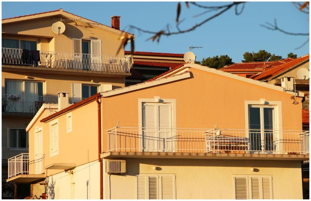 Apartmán Mikelin Primošten Exteriér fotografie